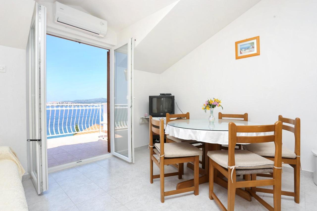 Family Friendly Seaside Apartments Razanj, Rogoznica - 10373 Εξωτερικό φωτογραφία