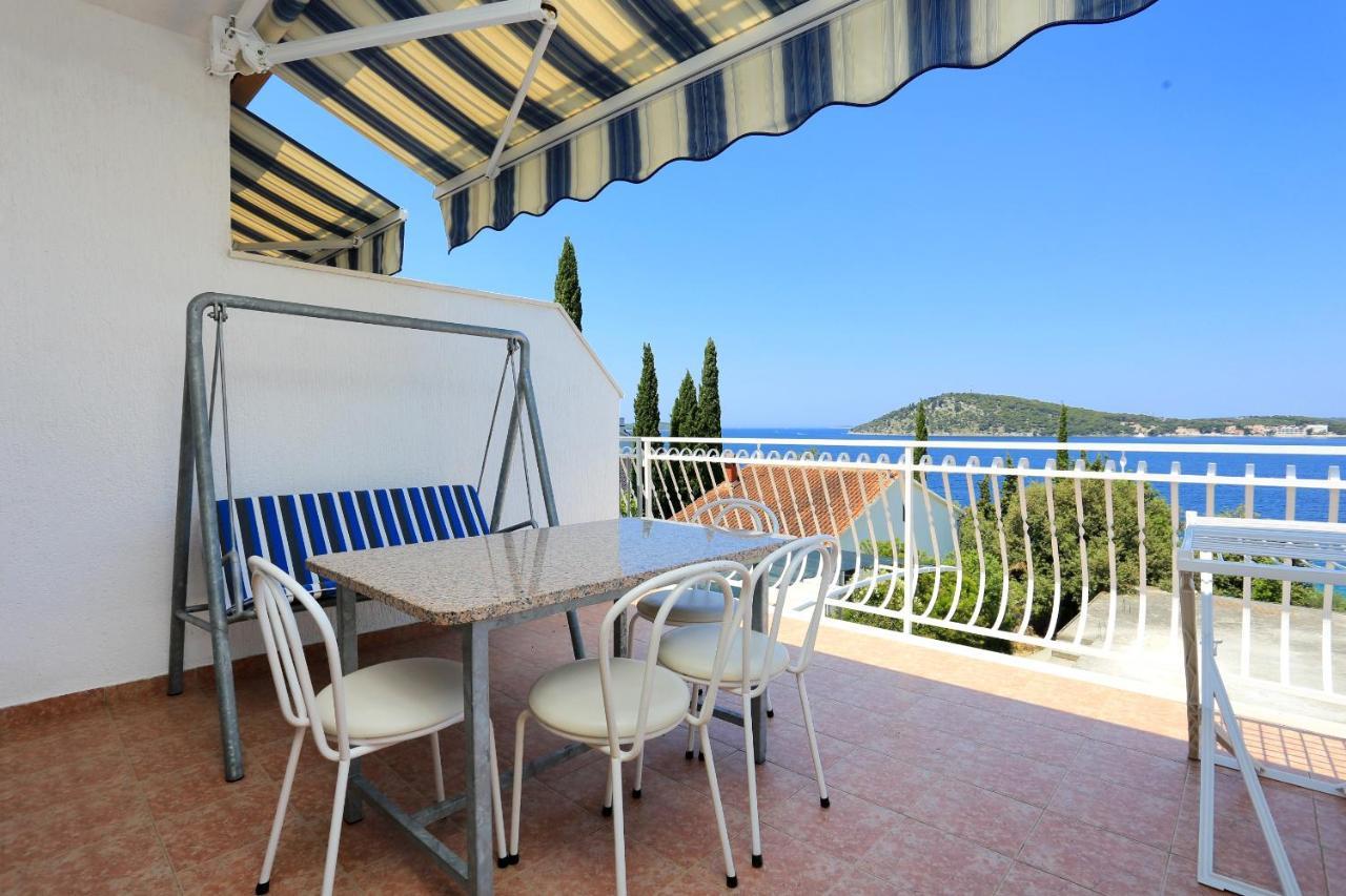 Family Friendly Seaside Apartments Razanj, Rogoznica - 10373 Εξωτερικό φωτογραφία