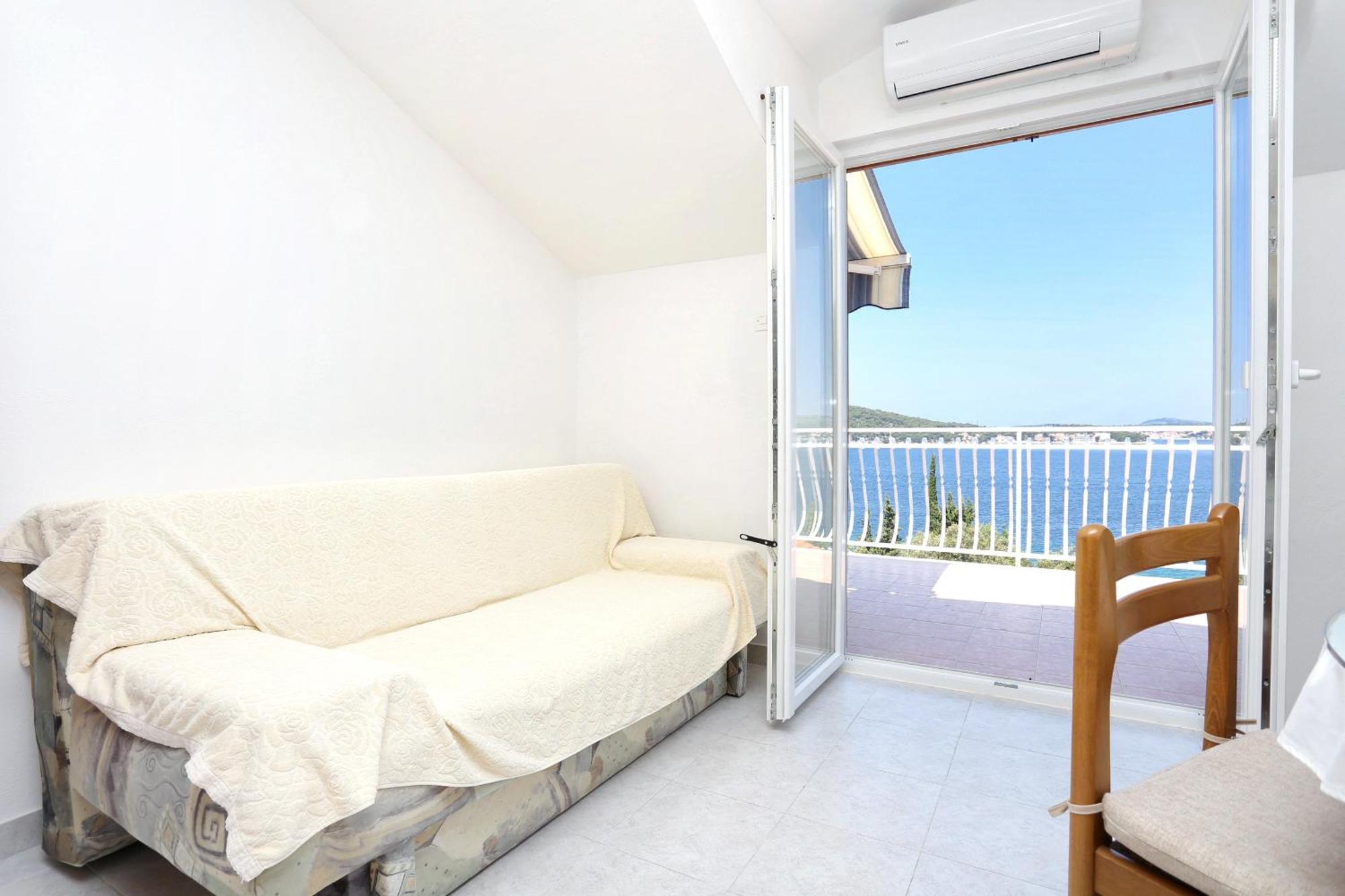Family Friendly Seaside Apartments Razanj, Rogoznica - 10373 Δωμάτιο φωτογραφία